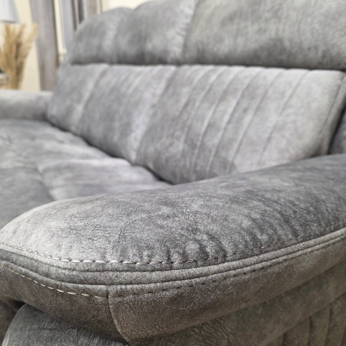 The Washington Electric 3+2+1 Recliner Sofa Set